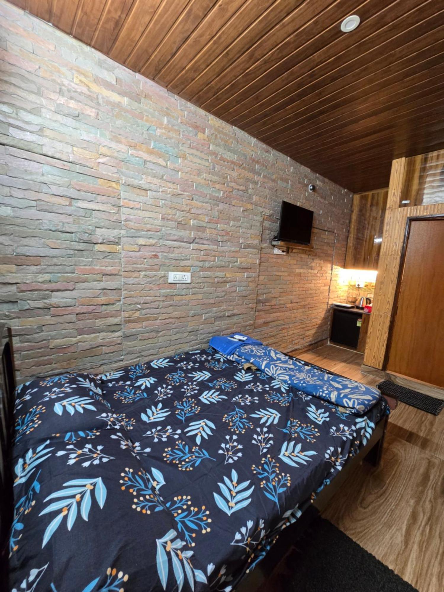 Barla'S Home Stay シャムシャバード エクステリア 写真